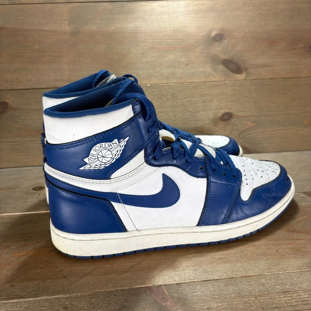 Nike Air Jordan 1 Retro Mens 10.5 shoes White Storm Blue Basketball sneakers